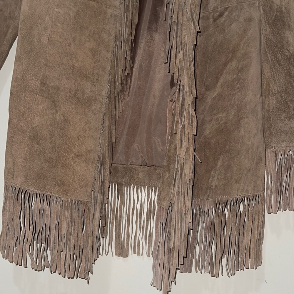 Fringe Suede Leather Jacket. Light brown/beige. Very cool. Size XL. Like new. - Picture 2 of 16